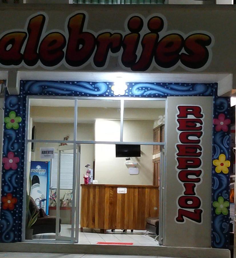 Hotel Alebrijes ซาน เปโดร โปชุทลา ภายนอก รูปภาพ